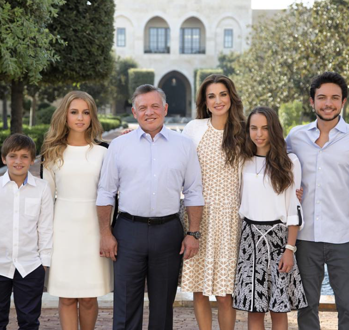 Jordanian Royal Family Release New Year's Card | The Royal Forums