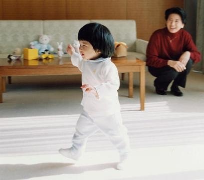 JP_naruhito_family_104b.jpg