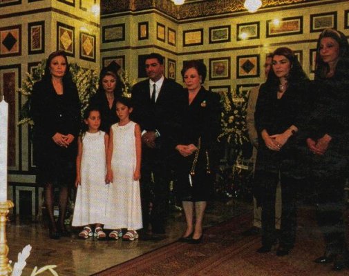 The+Pahlavi+Family.jpg