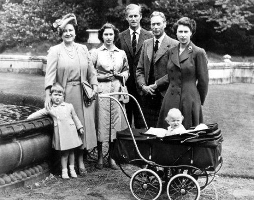 PoW, QM, Margaret, Philip, George VI, QE & Anne 1951.jpg