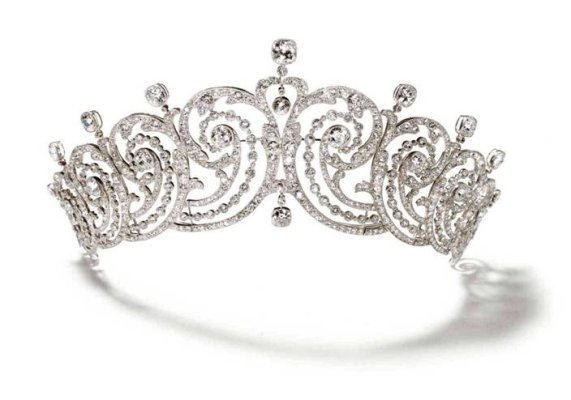 Lady Essex Tiara.jpg