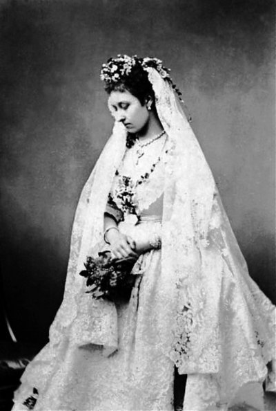 Princess Louise on her wedding day 1871.jpg