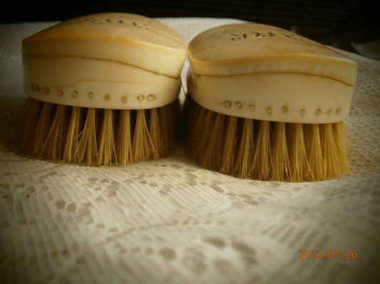 brushes 031.jpg
