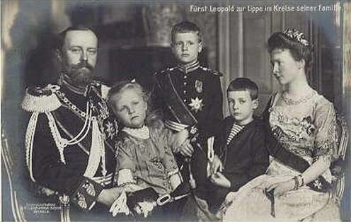Leopold IV an family.JPG