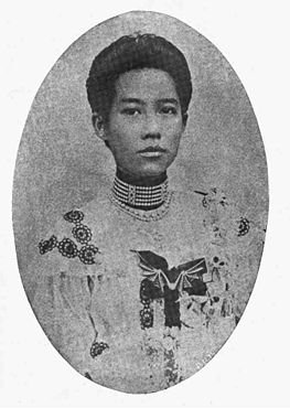 Princess_Sri_Ratanakosindra.jpg