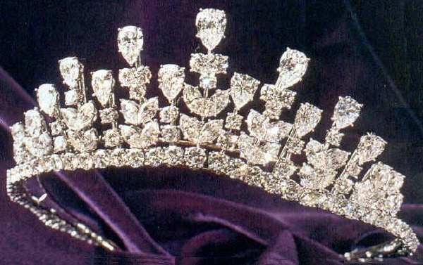 PrGrace78tiara.jpg