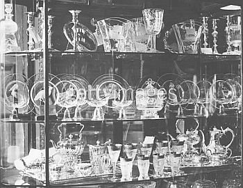 Elizabeth - Wedding glassware detailed.jpg