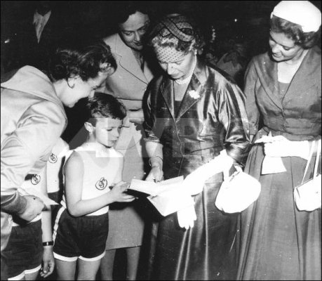 CG med Sibylla & Birgitta 1955.jpg