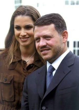 2004RaniaandAbdullahportrair#.jpg