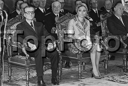 The Shah of Iran (1919-1980) and his wife Farah Dibah in the Town hall of Paris..jpg