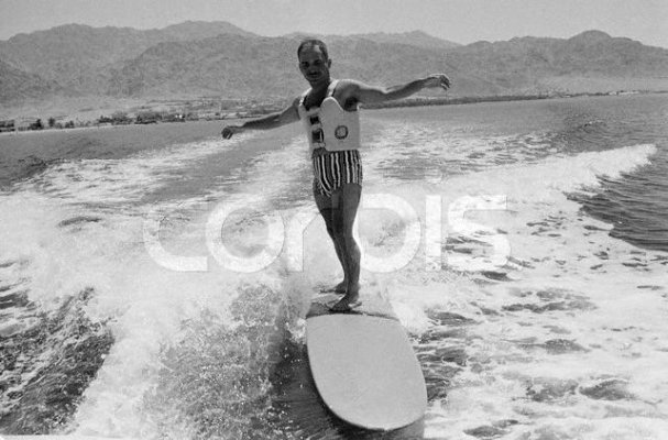 kh-surfing-aqaba.jpg