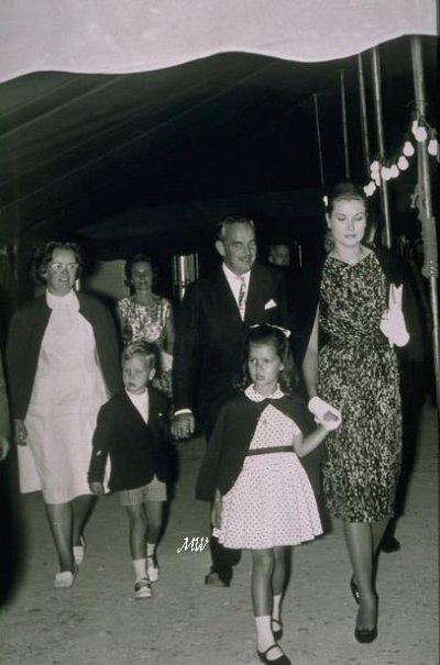 1962-08-01 Family.jpg