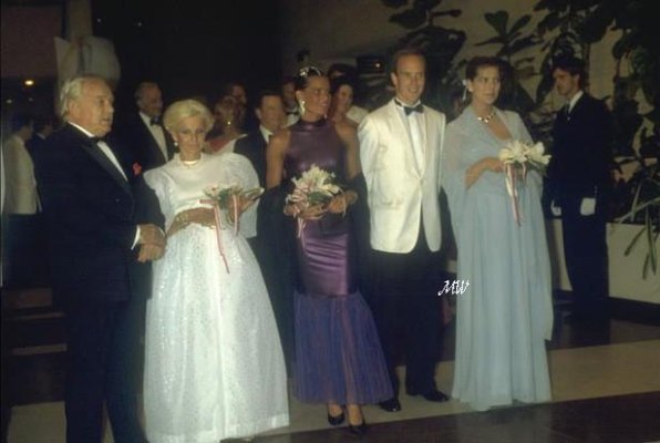 1987-08-07 Red Cross Ball.jpg