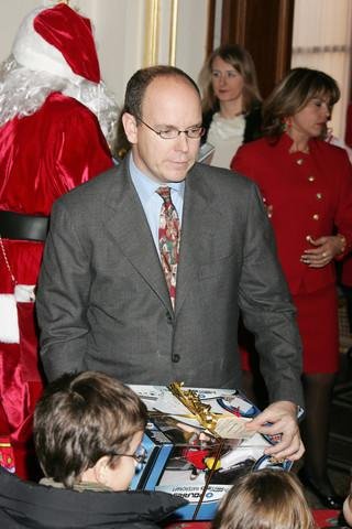 2004-12-15 Presents.jpg