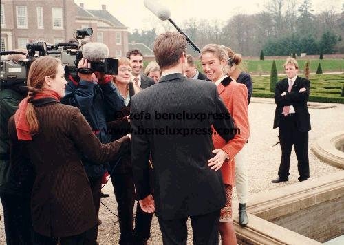 1998___Apeldoorn__het_loo__marilene_van_den_broek__maurits__pers__verloving.JPG